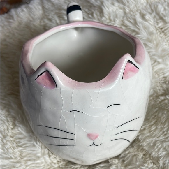 Charming Cat Mug with Pink Accents - Picture 4 of 8